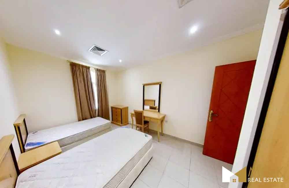 شقة مفروشة بالكامل مكونة من غرفتي نوم وحمامين في المنتزه للعائلات