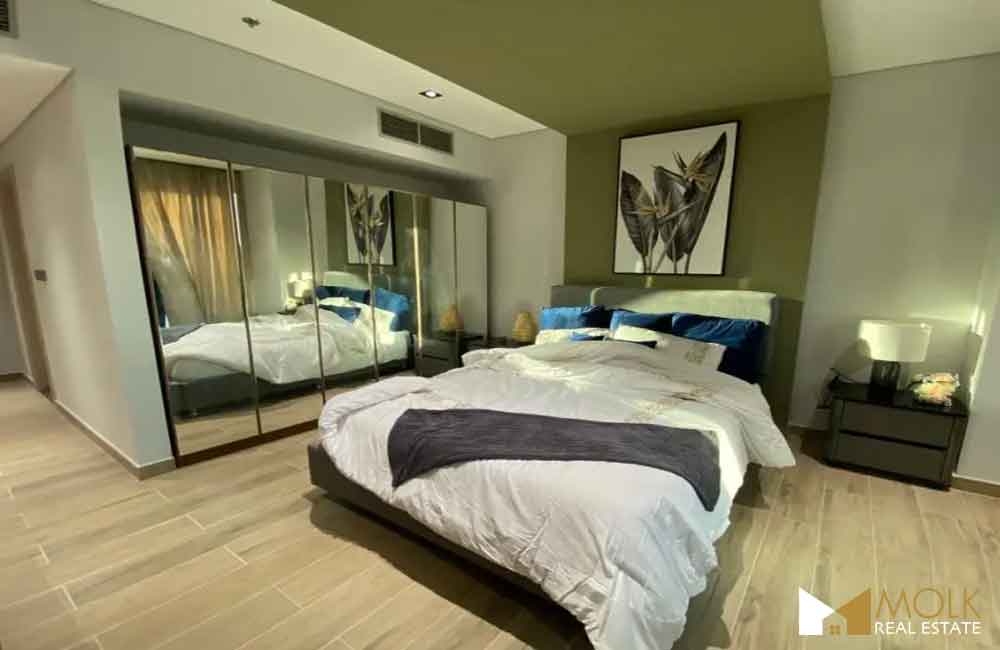 شقة غرفتين وصالة مطلة على البحر للبيع في لوسيل مارينا