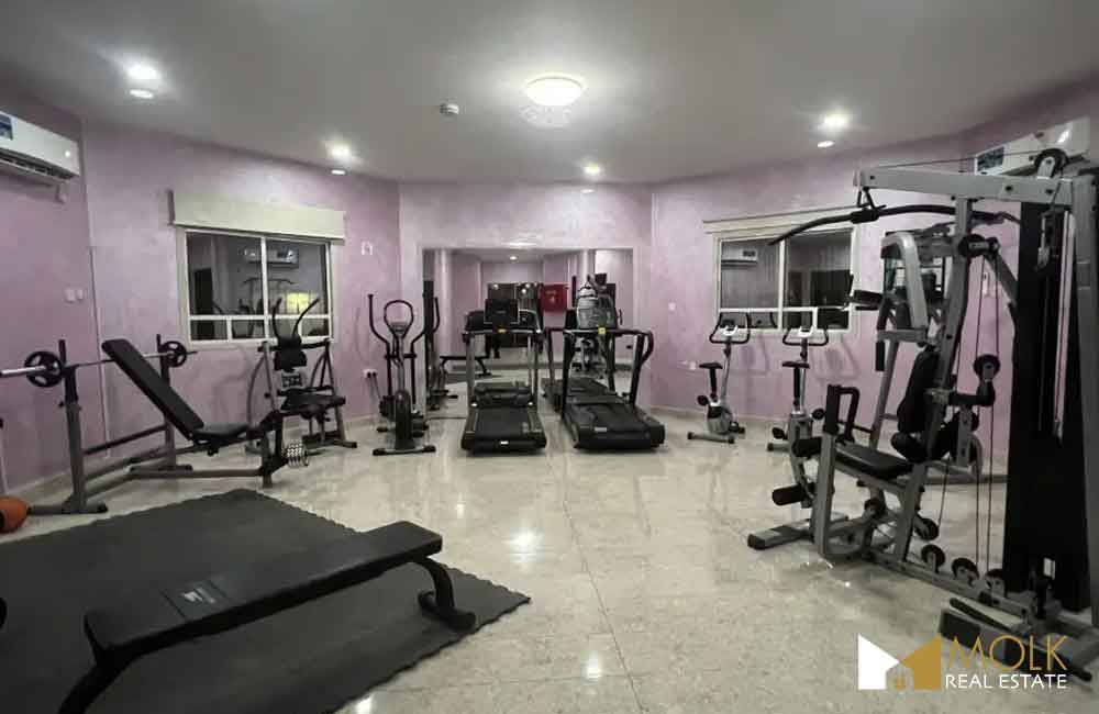 Appartement 2BHK entièrement meublé dans une villa