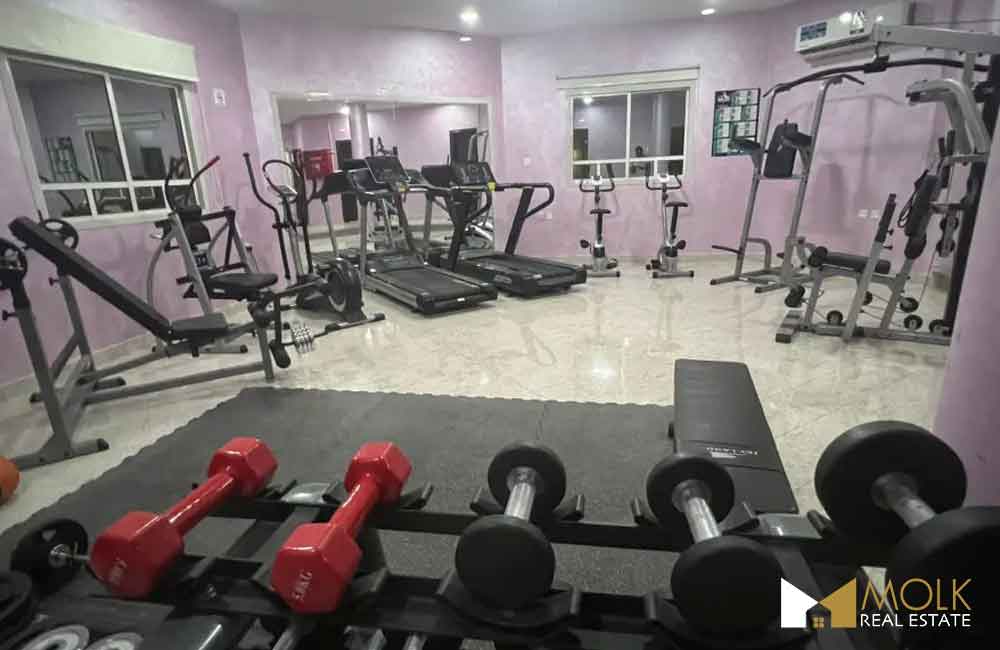 Appartement 2BHK entièrement meublé dans une villa