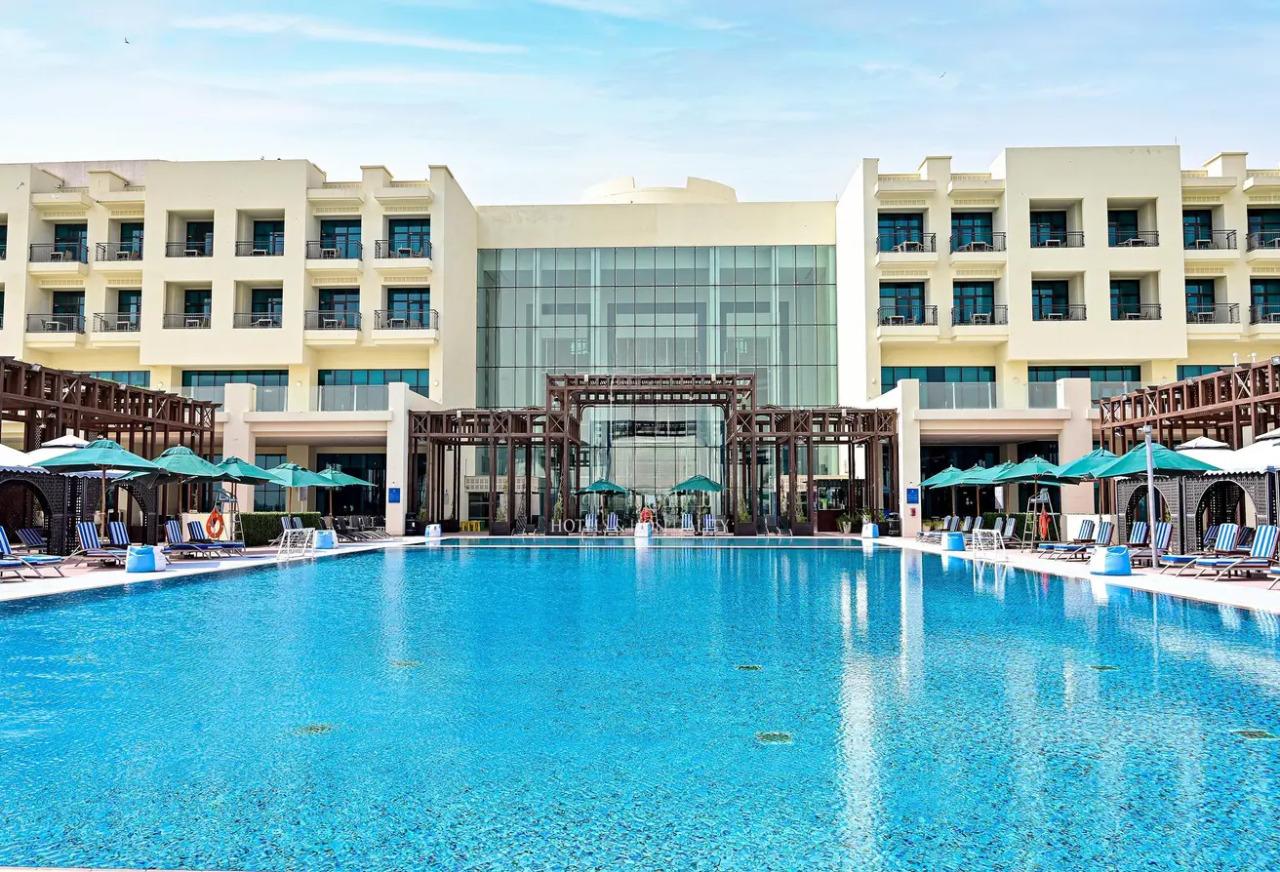 Appartement hôtelier à louer à Salwa Road - Complexe hôtelier 5 étoiles