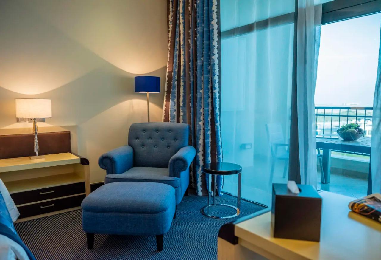 Appartement hôtelier à louer à Salwa Road - Complexe hôtelier 5 étoiles