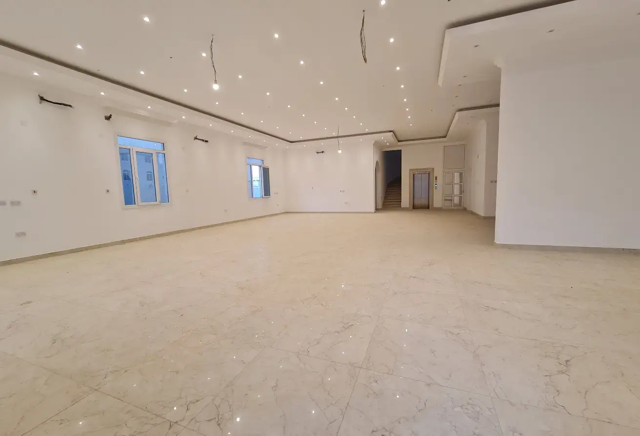 Villa de luxe indépendante à vendre à Al Wakrah