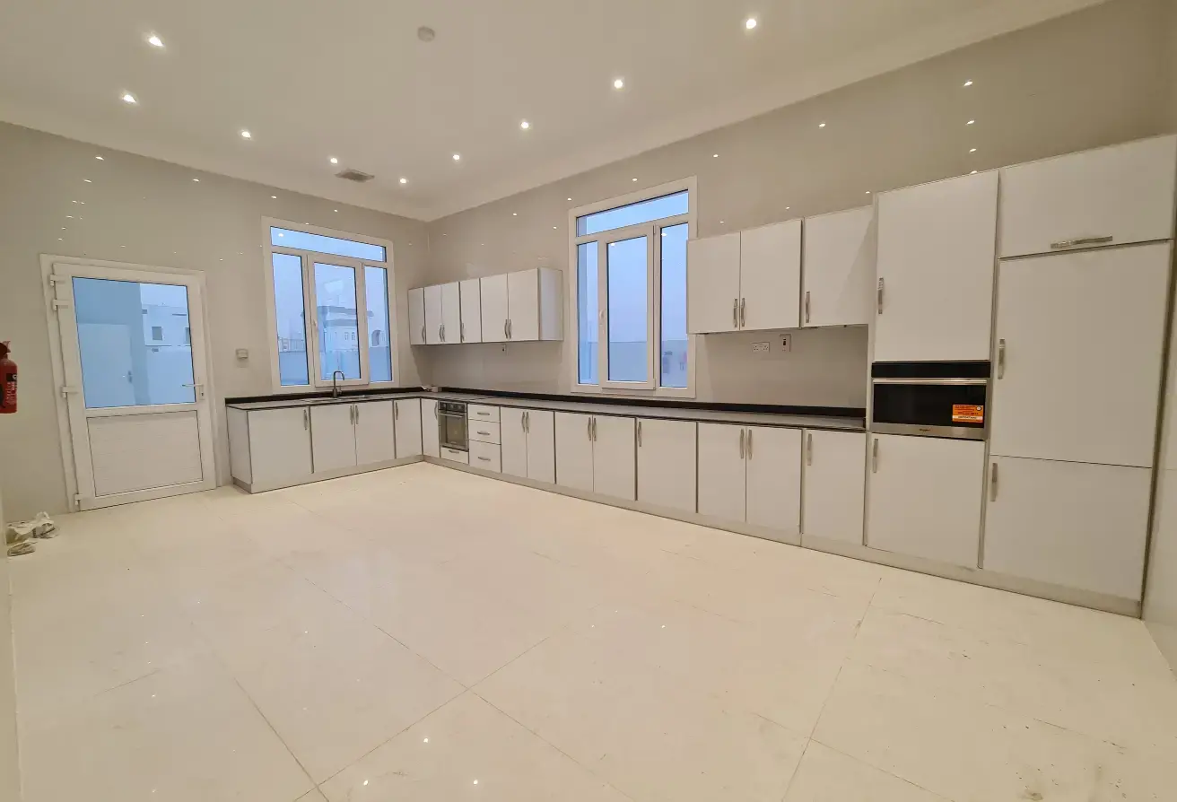 Villa de luxe indépendante à vendre à Al Wakrah