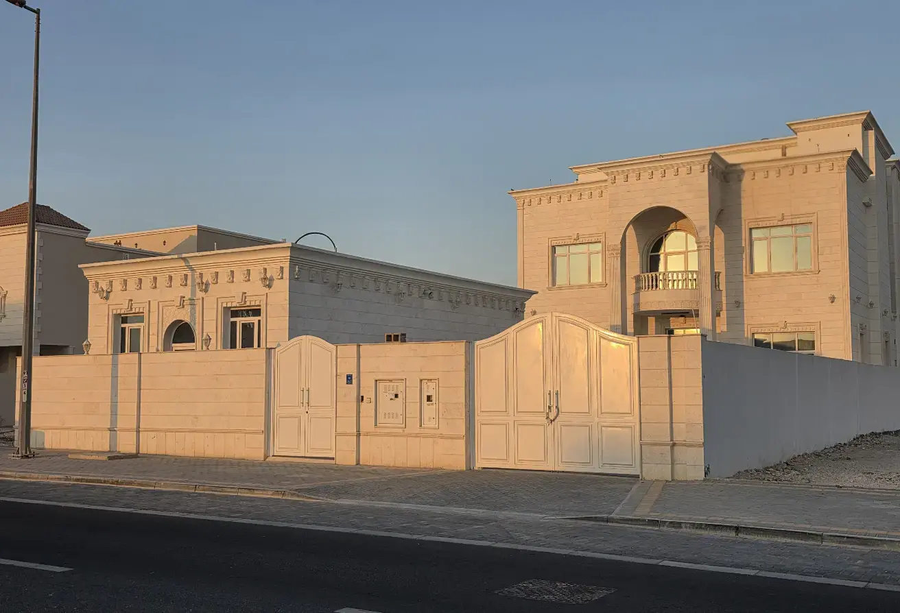 Villa de luxe indépendante à vendre à Al Wakrah