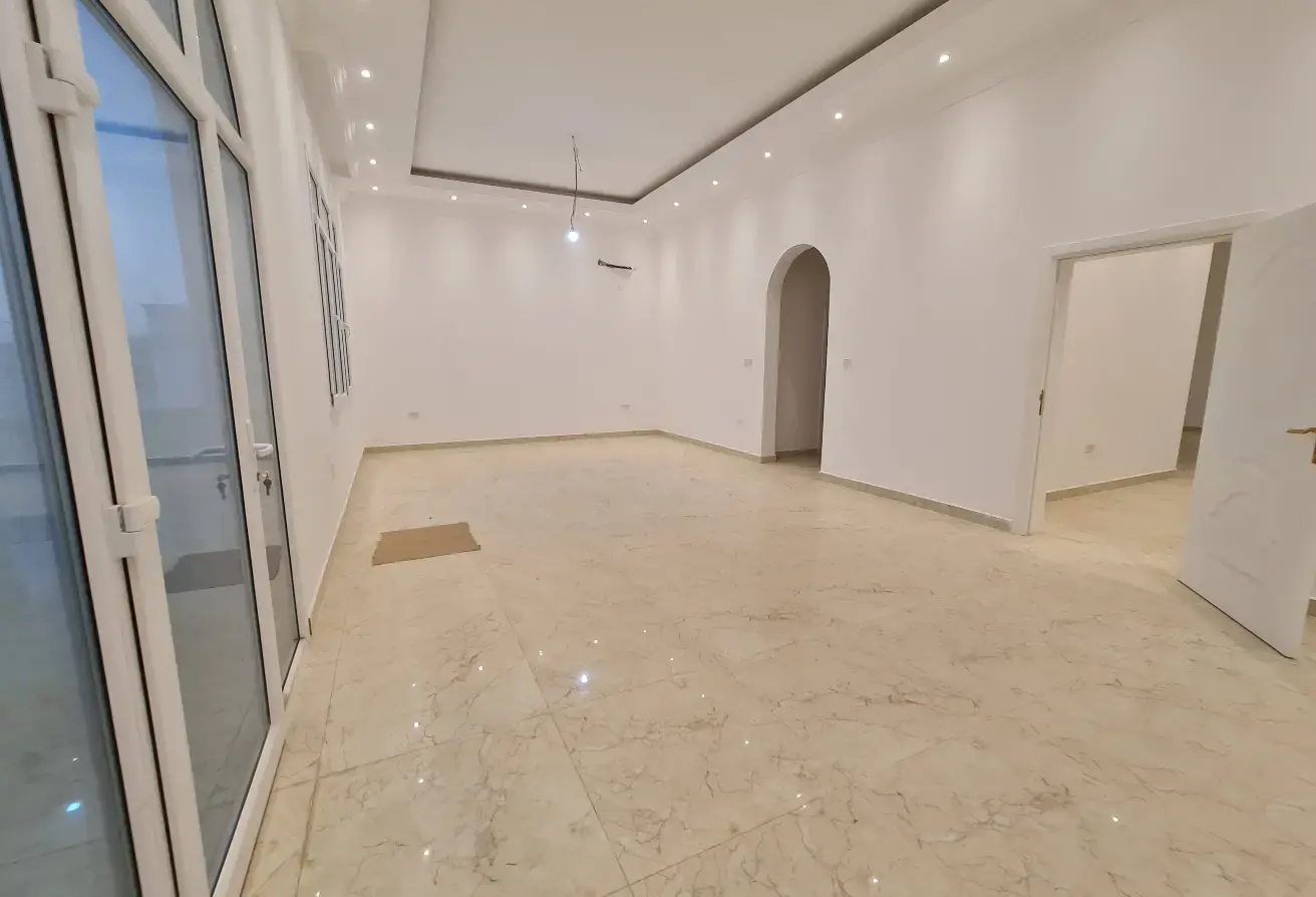 Villa de luxe indépendante à vendre à Al Wakrah
