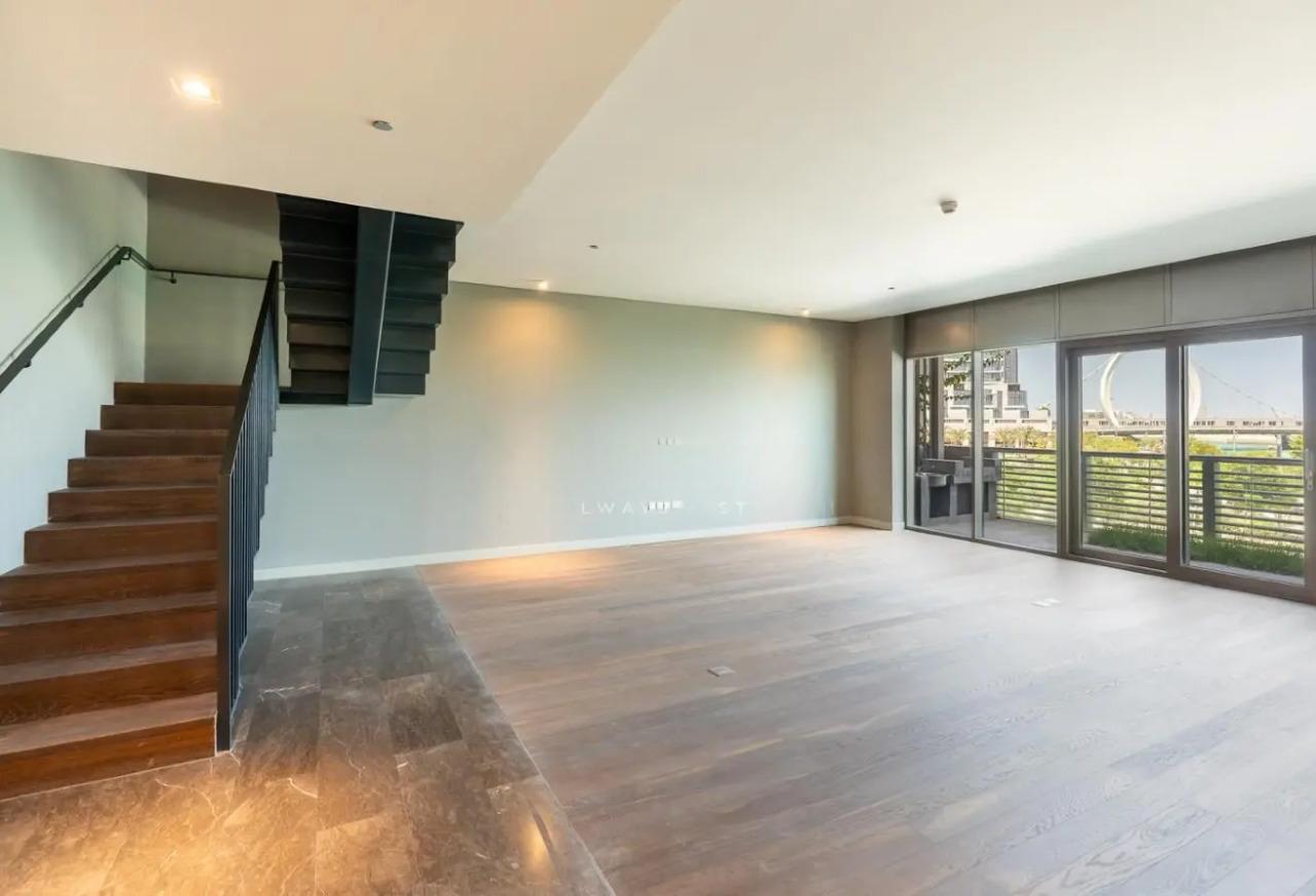 Maison de ville prête à emménager avec vue sur la mer à Lusail Marina