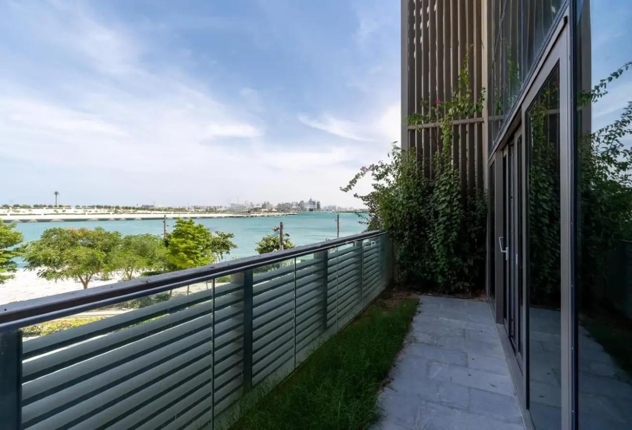 Maison de ville prête à emménager avec vue sur la mer à Lusail Marina
